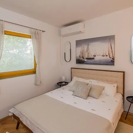 Apartment Helena Stari Grad (Hvar)