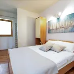 Helena Stari Grad (Hvar)